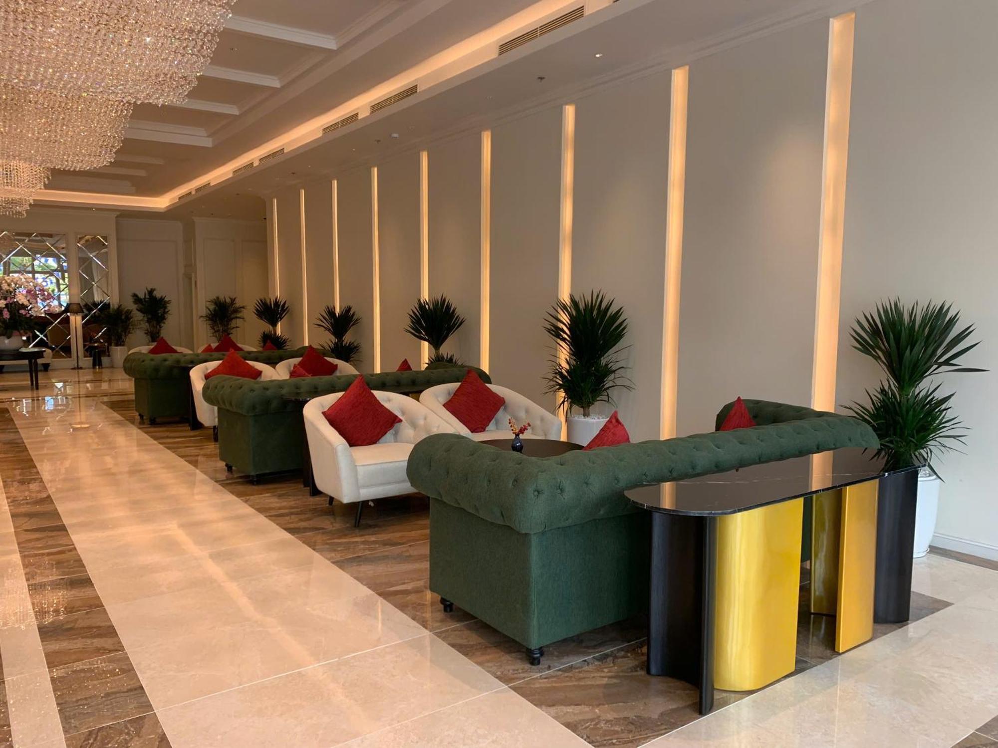 Cosmo Stars Hotel Bac Lieu Экстерьер фото